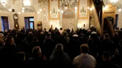 Besimtarët myslimanë sot festojnë Fitër Bajramin Besimtarët myslimanë sot festojnë Fitër Bajramin