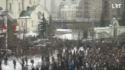 „Į Navalno laidotuves besirenkantys žmonės | 2024-03-01“ kopija