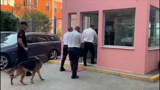 Alarm për bombë në disa institucione, strukturat e Policisë dhe Antiterrorit vijojnë verifikimet