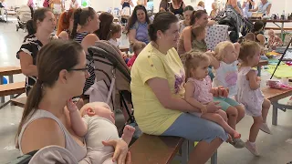 A szoptatás fontosságára és az édesanyák támogatására hívták fel a figyelmet