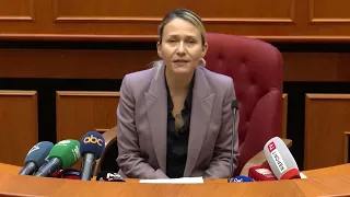 Veliaj i shpall luftë Ramës, nga burgu i shkarkon të emëruarën në Bashki