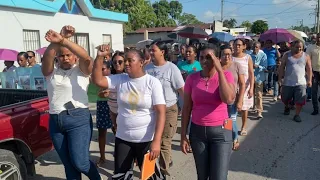 Hostos residents demand repairs for Luis Alberto Uribe Educational Center bathrooms