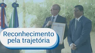 Vice-Rector receives diploma from Cuba