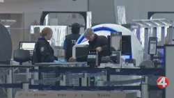 Пассажиры в аэропорту Буффало реагируют на новости об ICE (Иммиграционной и таможенной службе США...