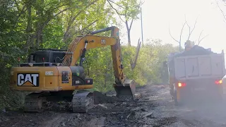 New pedestrian connections and bus shelters to be added during road repairs in Podnozhe village.