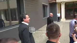 Haxhiu optimiste për një marrëveshje, opozita sërish në Kuvend pas takimit Kurti- Abdixhiku