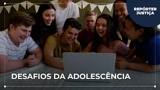 Challenges of adolescence: anxiety, pressure for the future, and guaranteed rights