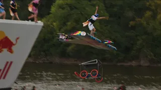Homemade aircrafts make waves on the Mississippi River
