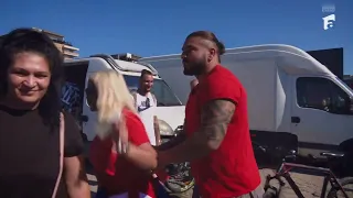 Lenjerie intimă de vânzare! Anda Adam: „Primul obiect, o pereche de bikini din dantelă!”
