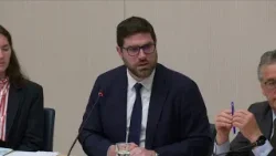 France services est « victime de son succès » dans les quartiers prioritaires, juge Vincent Jeanbrun