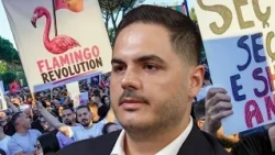 Si është të punosh me hajdut? U përplas me protestuesit, flet deputeti i PS: E kuptoj indinjatën...