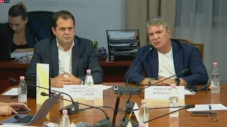 Plas debati në Komisionin e Reformës Zgjedhore/ Mungojnë krerët e Policisë, mbledhja shtyhet