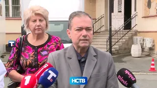 Zdravstvenim ustanovama uručeni ključevi pet mobilnih ambulanti i jedne mobilne apoteke