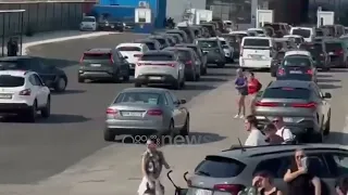 Italianët “pushtojnë” Vlorën këtë verë, Rama ndan pamjet