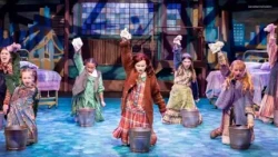 'Annie' playing at Chanhassen Dinner Theatres
