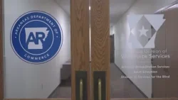 Департамент торговли штата Арканзас сократит штат почти на тридцать сотрудников, сославшись на «п...