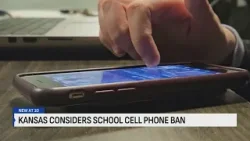 Kansas lawmakers consider school cellphone ban