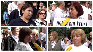 Teachers take to the streets: We want 50% higher salaries