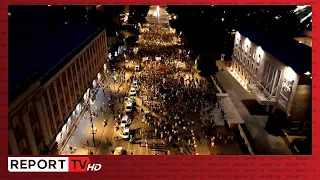 PAMJE ME DRON/ Ja pjesëmarrja në protestë në ditën e 44-të ORA 21:00