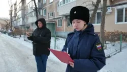 Во Владивостоке штрафуют УК и юрлица за лед и снег на их территориях. Во Владивостоке штрафуют УК и юрлица за лед и снег на их территориях.