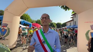 La Casentina, the vintage cycling tour of the Casentino, kicks off with 500 participants