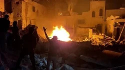 Gaza: israelischer Luftangriff auf Gebäude in Nuseirat gefilmt