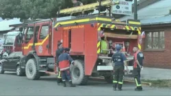 LLEGARON BOMBEROS DE CHILE PARA UNIRSE AL COMBATE DEL FUEGO EN EL PN LOS ALERCES Y ZONA CORDILLERANA