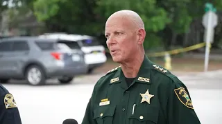 37-year-old man armed with knife is shot, killed by officer in St. Pete, PCSO says
