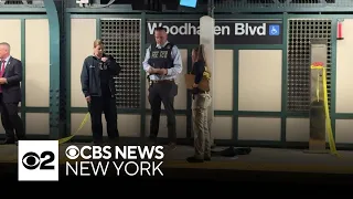 Man dies after stabbing on board subway in Queens, police say