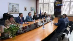 Индийският посланик посети Медицински университет – Варна