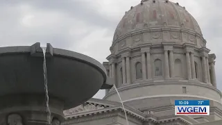 Missouri lawmakers looking for solutions as child welfare complaints pile up
