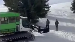 Инцидент на Попова Шапка- возачи на „диви“ ратраци попречиле работници во Националниот парк