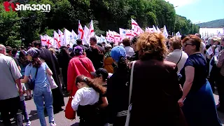 გაყოფილი ოჯახები და დაცარიელებული სახლები | ოჯახის სიწმინდის დღე მძიმე რეალობის ფონზე