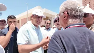 «لو عندكم مشاكل هحلّهالكم».. وزير الإنتاج الحربي يتفقد مشروعات «حياة كريمة» في دمياط.