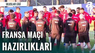 A Milli Takım Fransa İle Oynayacağı Maçın Hazırlıklarına Başladı! İşte Antrenmandan Canlı Görüntüler