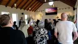 Mbahet shërbesa e Pashkëve në kishën “Rilindja e Kosovës”