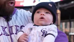 Болельщики команды Colorado Rockies празднуют открытие сезона в Денвере. Болельщики команды Colorado Rockies празднуют открытие сезона в Денвере.