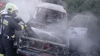 Lángoló autóhoz riasztották a tűzoltókat Marcalinál