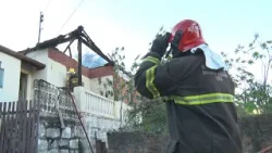 INCÊNDIO ATINGE RESIDÊNCIA NA CASCATINHA