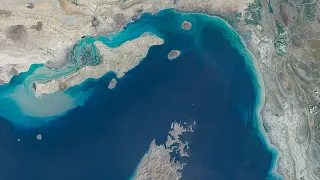 Iran closes the Strait of Hormuz, United States launches third wave of strikes