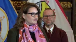 Sen. Tina Smith endorses Lt. Governor Peggy Flanagan in race for her successor