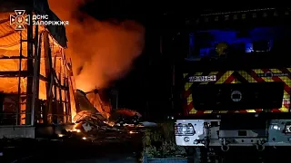Ucrânia: drones russos devastam centro comercial em Zaporíjia
