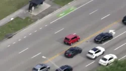 RAW: Wild Police Chase Ends in Crash After Suspected Bank Robbery in Broward County