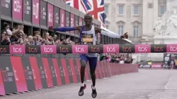 Royaume-Uni : le marathon de Londres rend hommage à Kelvin Kiptum