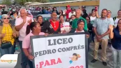 Padres cierran centro educativo Pedro Compres; condenan deterioro y falta de respuestas