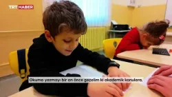 Azmiyle karanlığı aydınlatıyor