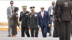 Police decorate the Minister of Defense and military leadership for the fight against crime...