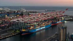 Malgré la décision de la Cour, de nouvelles mesures tarifaires pourraient être prises Malgré la décision de la Cour, de nouvelles mesures tarifaires pourraient être prises