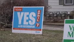 Судьбу нескольких референдумов по школьным округам решают избиратели штата Висконсин.