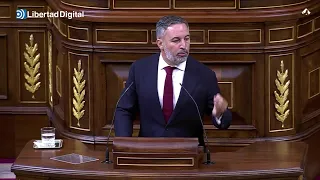 Abascal noquea a Sánchez: "Es muy valiente en atacar a Felipe VI y en ser sumiso con Mohamed VI"